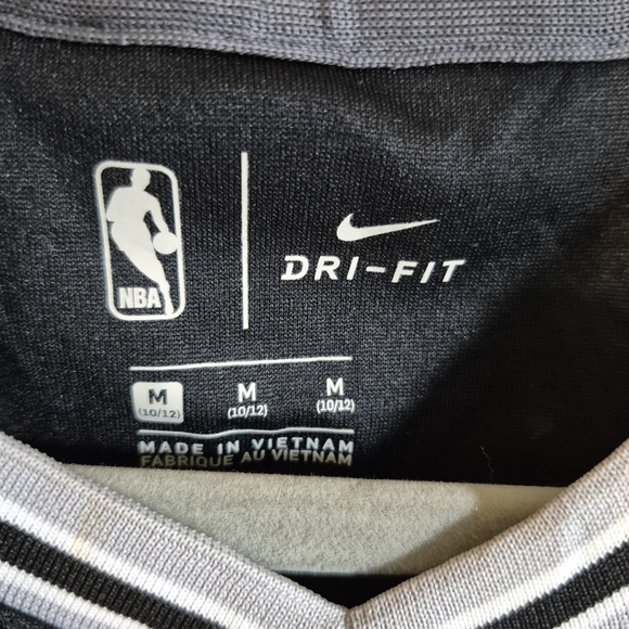 Nike Kids Black and White Spurs Jersey - Picture 3 of 4